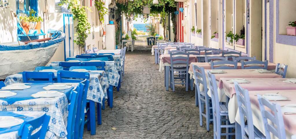 Turnover for accommodation and F&B services enterprises in Greece jumps 28.1% in October 2022 Turnover for accommodation and F&B services enterprises in Greece jumps 28.1% in October 2022
